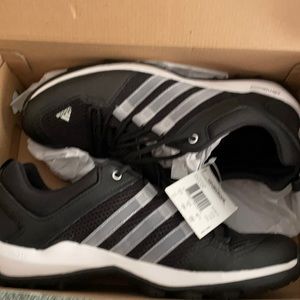 Adidas Daroga